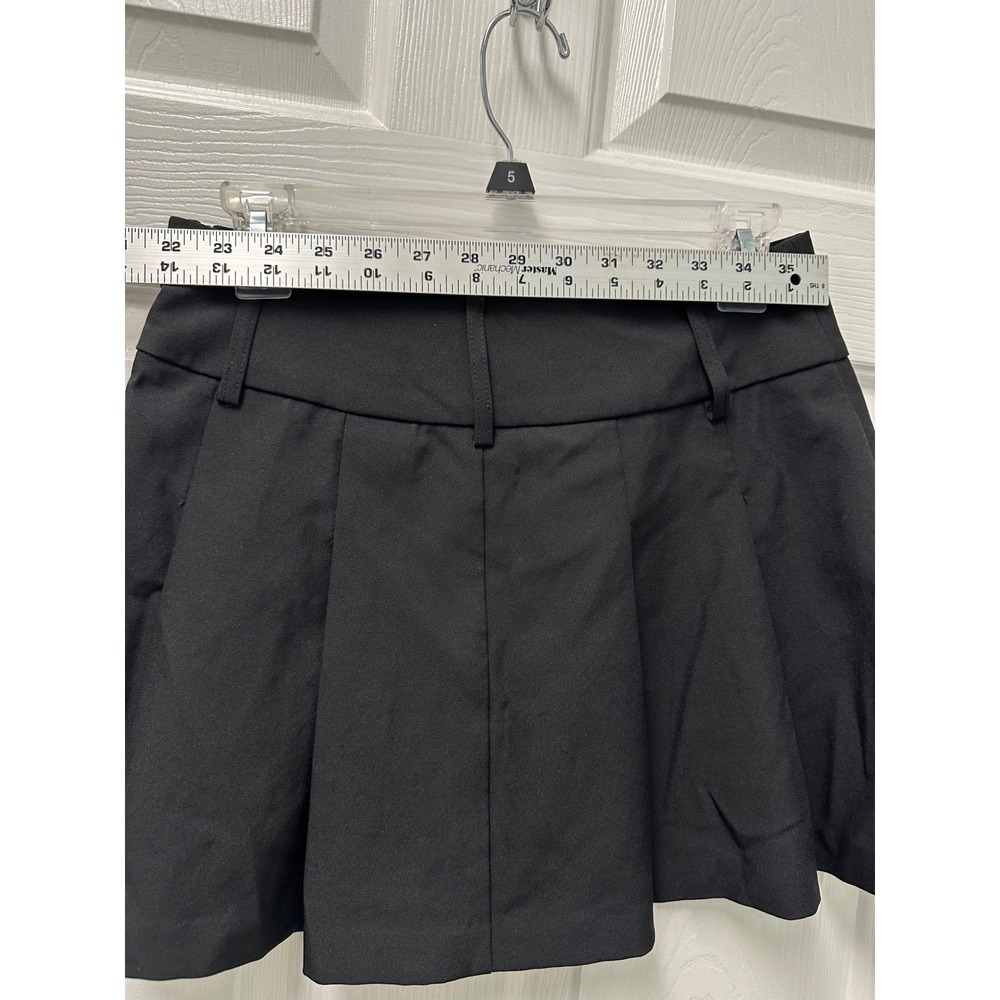 Princess Polly Black Skirt Slit Front Pleated Size 6 - Picture 4 of 7